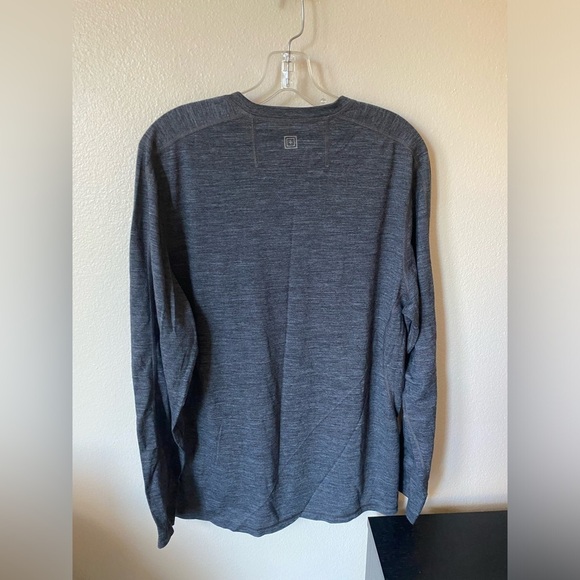 511 Tactical Base Layer Merino Wool Thermal Top in Grey Fit Large Activewear - Picture 4 of 6